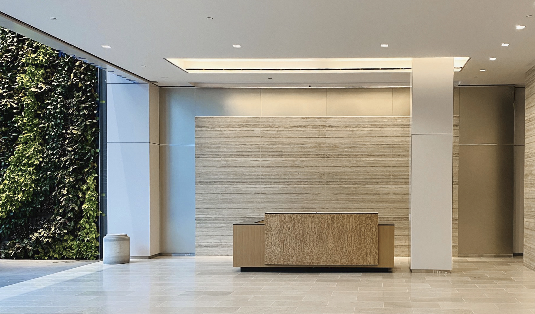 King & Spalding Law Firm Office