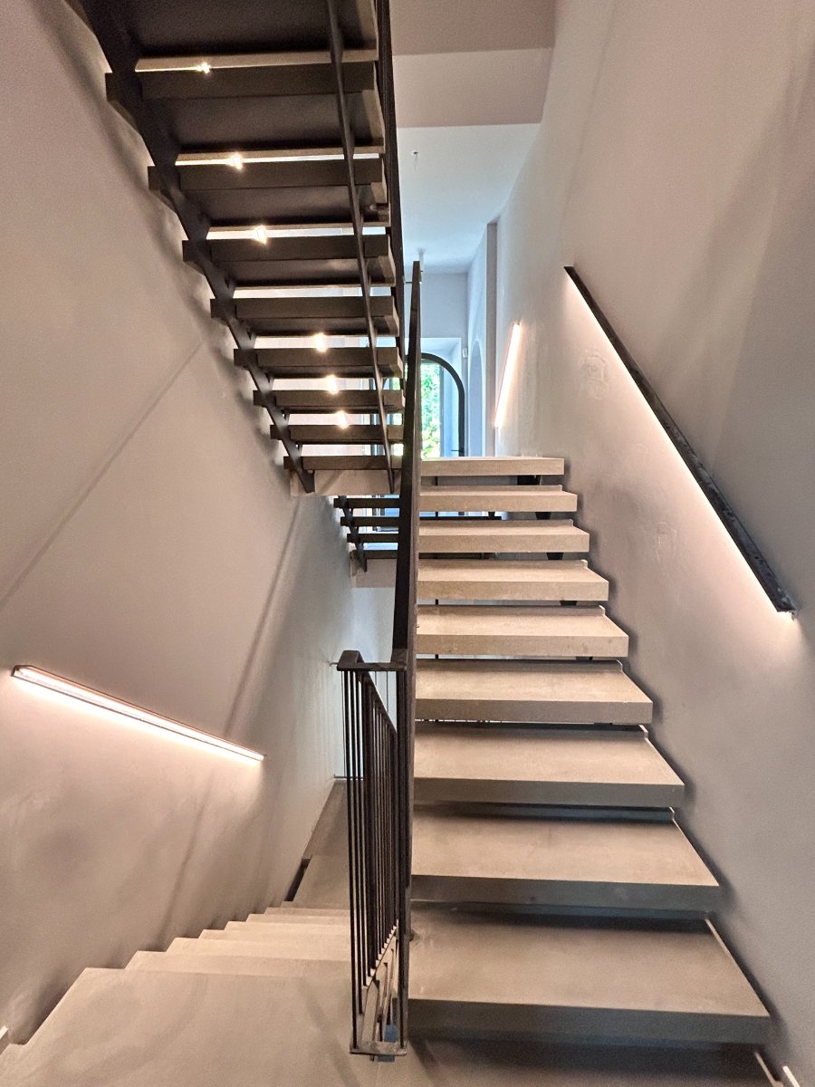 Historic Villa in Monte Oliveto: Comprehensive Renovation Completed in One Year